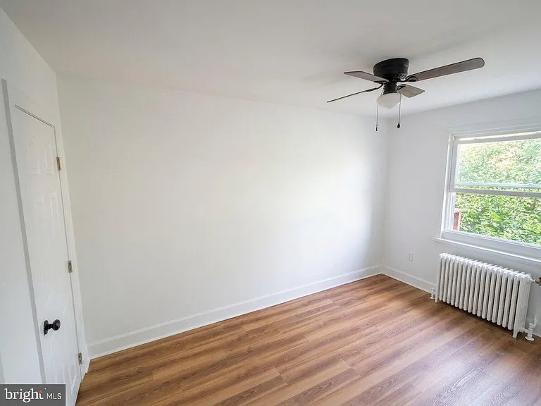 1837 Corcoran St NE — Photo 8