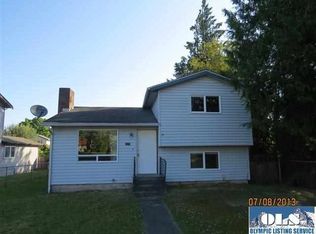 1015 W 15th St, Port Angeles, WA