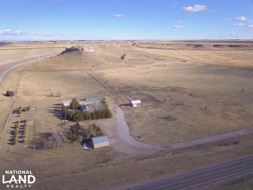 Sidney I-80 Pasture and Three Homes - View to the east