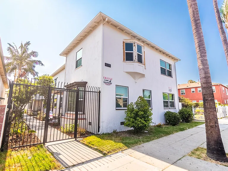 6341 Templeton St #F — Photo 1