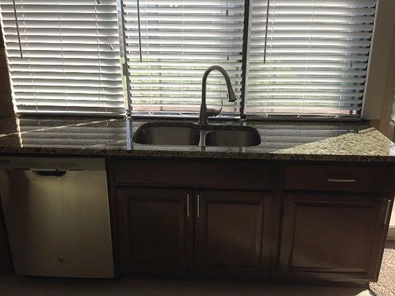 5th image of 5088 Thompson Dr