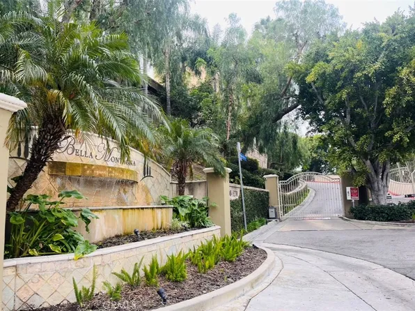 5240 Premiere Hills Cir APT 106, Woodland Hills, CA 91364