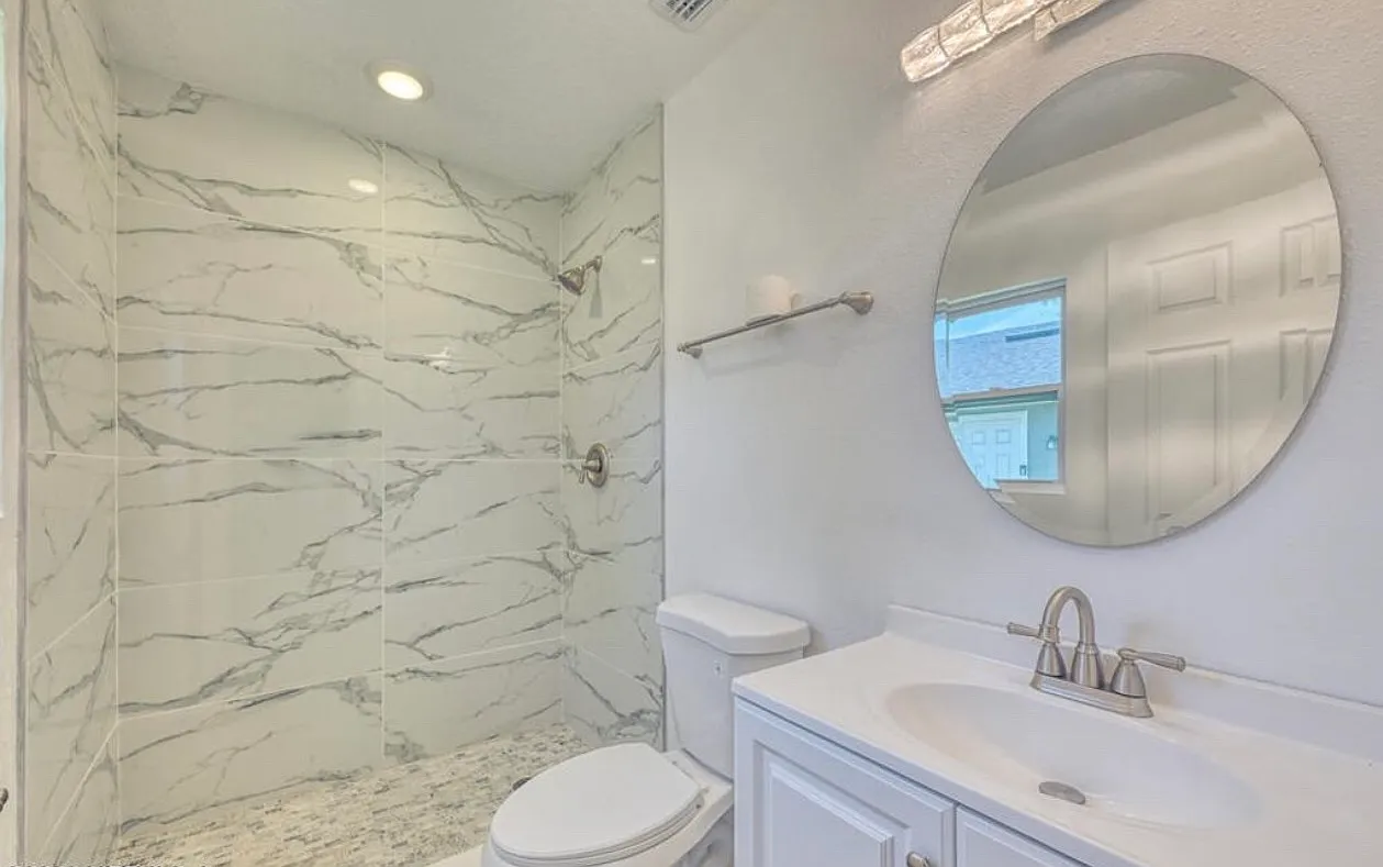 4 bed, 2100 sqft, $1,700 — Photo 3