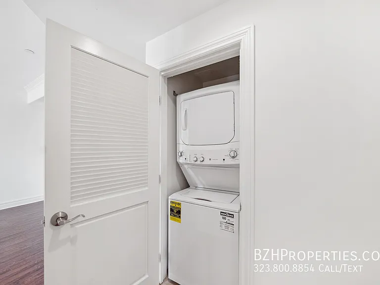 1050 S Holt Ave #404A — Photo 8