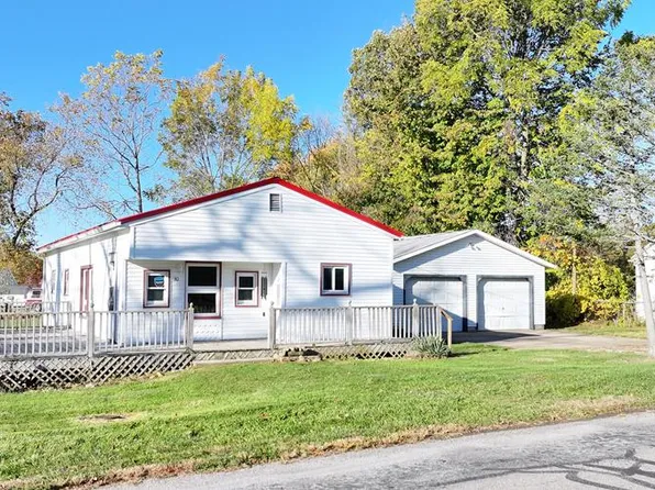 30 Jenner Ave, Shelby, OH 44875