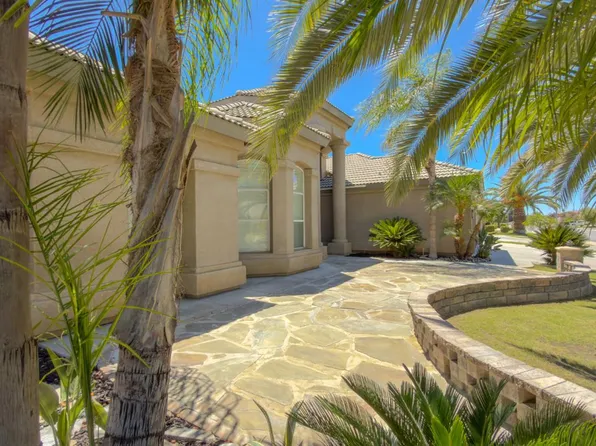 8403 Exodus Ln, Bakersfield, CA 93312