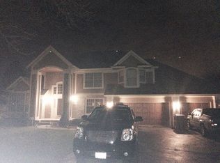 6067 Morningside Ct, Gurnee, IL 60031