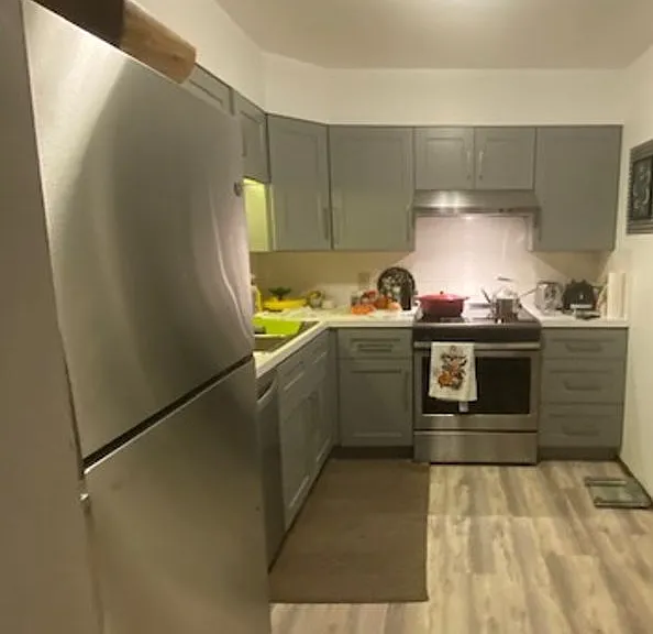 957 Roxwood Ln #C — Photo 7