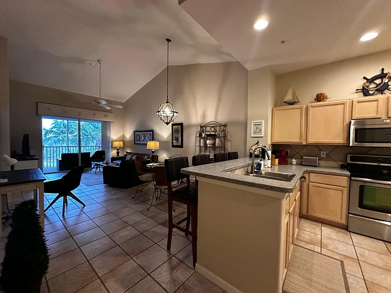16450 Millstone Cir — Photo 12