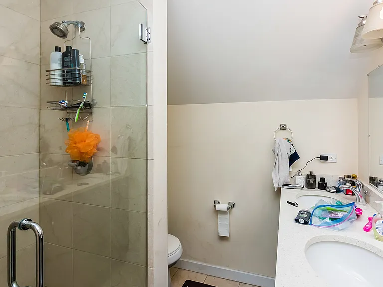 1829 N Hermitage Ave #2 — Photo 10