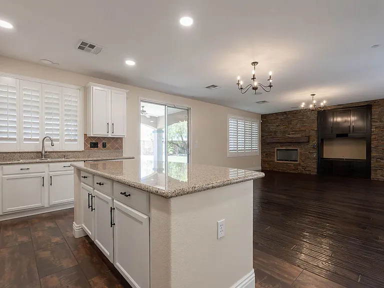 10387 Sweet Laurel St — Photo 13