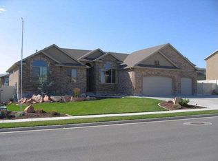 5921 W Keystone Dr, South Jordan, UT 84009