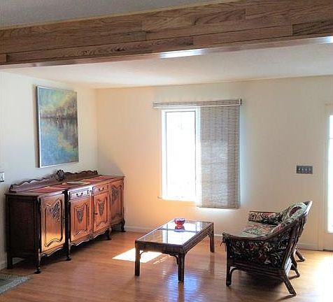 Living area.