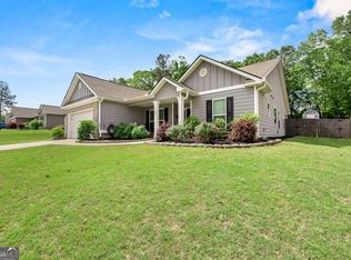 137 Evergreen Ridge Ct, Statham, GA 30666