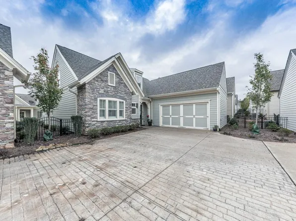 344 Little Pine Ln, Woodstock, GA 30188