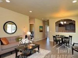 3668 SW Pumice Stone Pl, Redmond, OR 97756