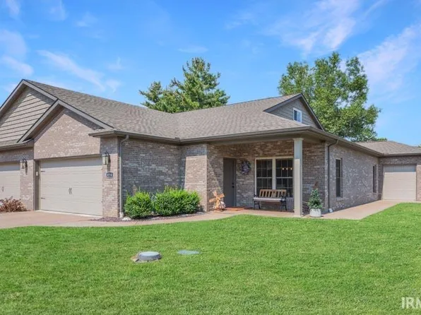 8218 Nolia Ln, Newburgh, IN 47630