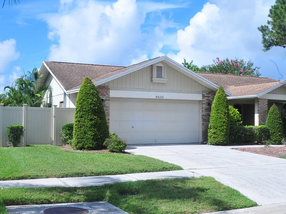 8636 Chadwick Dr