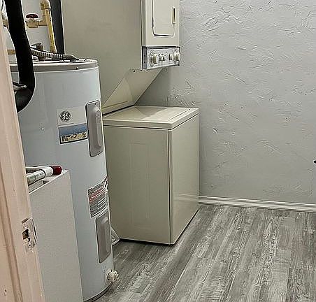 4th image of 2724 61st Ave N