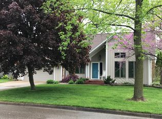 2651 Woody Noll Dr, Portage, MI 49002
