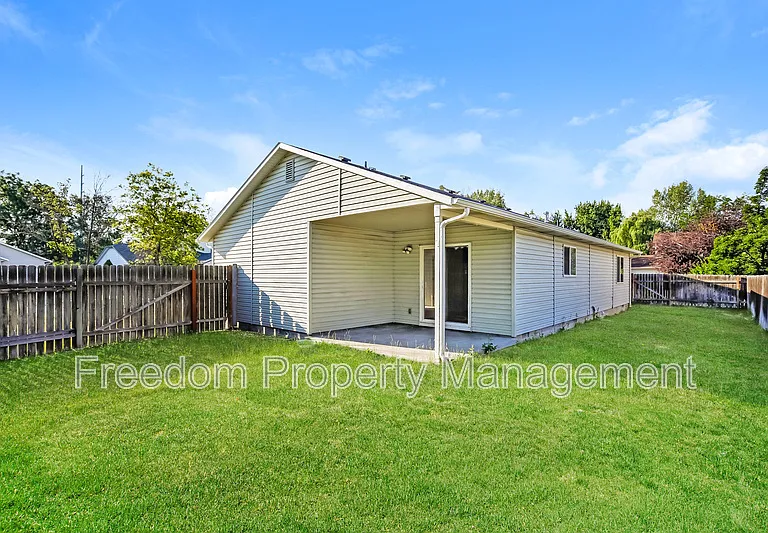 2135 S Crimson Rose Way — Photo 18