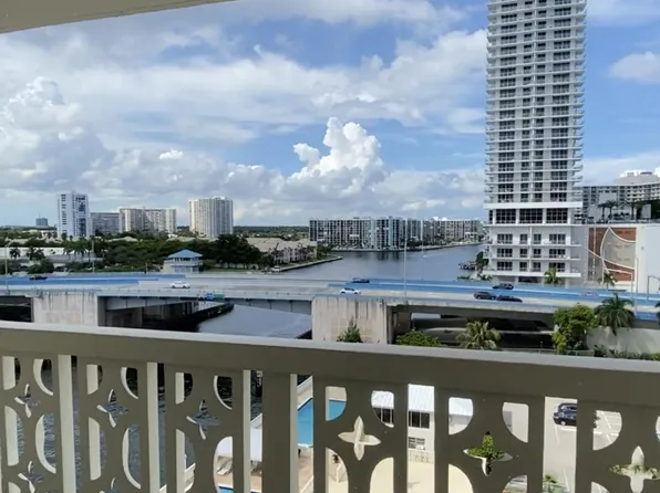 1817 S Ocean Dr APT 919, Hallandale, FL 33009