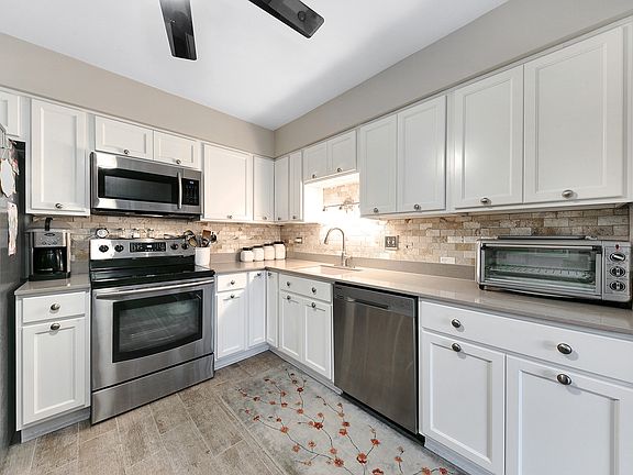 4th image of 7525 Nantucket Dr APT 303