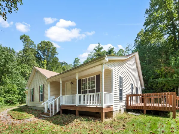40 Crest Circle Dr, Weaverville, NC 28787
