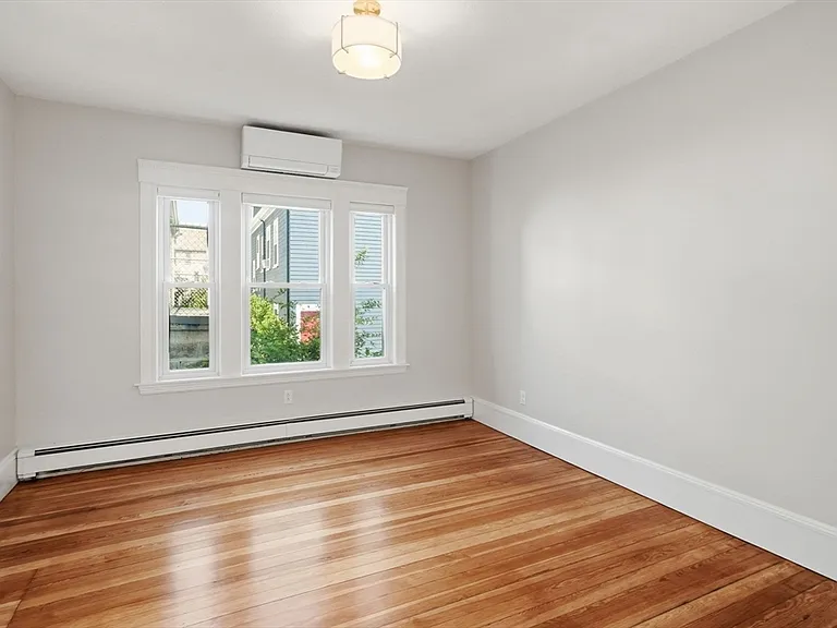68 Electric Ave #1A — Photo 11