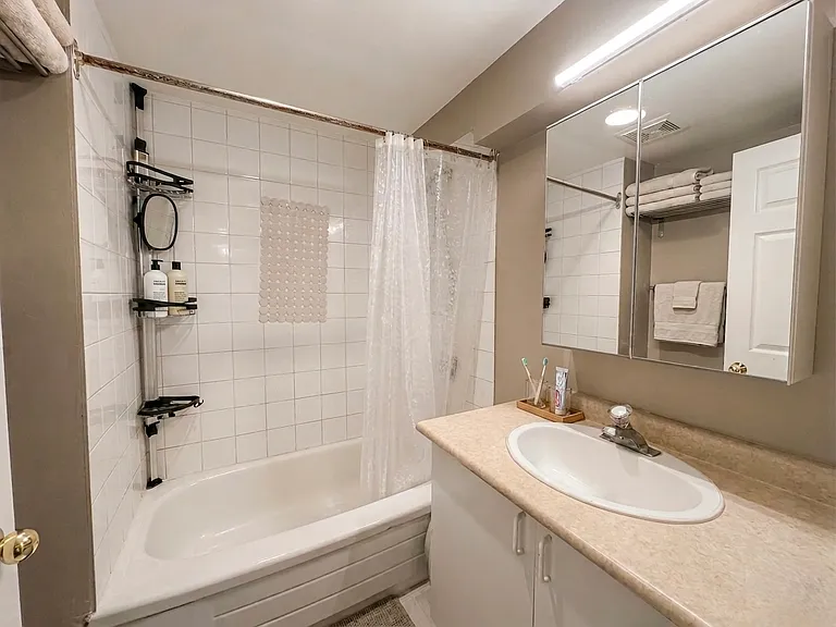 26 Rockvale Ave #BASEMENT — Photo 7