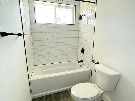 5th image of 5649 Agnes Ave