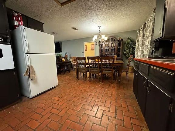 3rd image of 690 Sommerfeld Dr #690