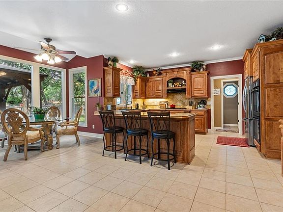 4th image of 5312 W 139th Ter