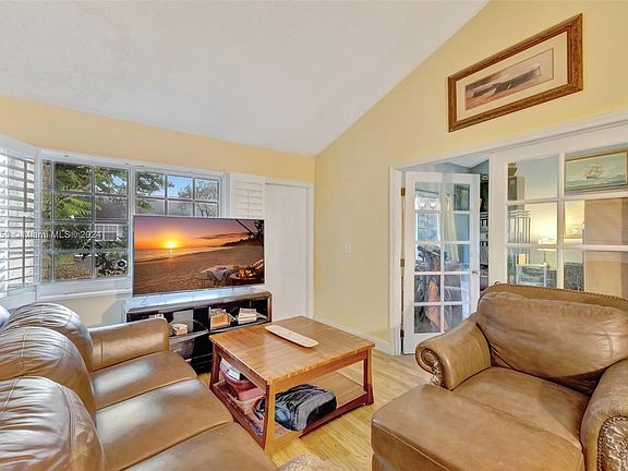 5th image of 7445 Tam Oshanter Blvd