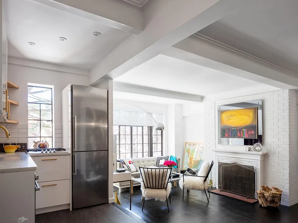 20 Continental Ave #4U