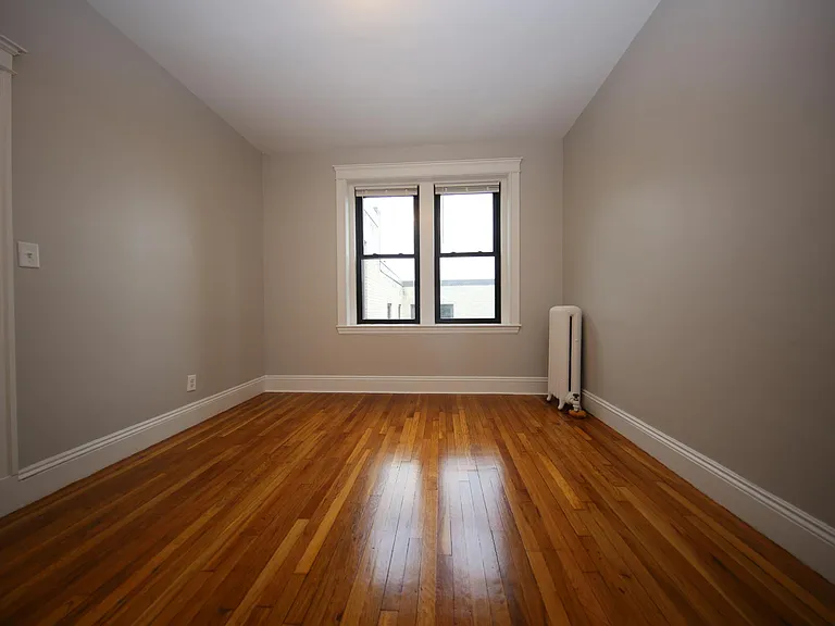 43 Glenville Ave #18 — Photo 5