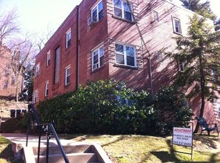 4569 Macarthur Blvd NW APT 103, Washington, DC 20007