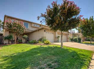 9685 Apple Mill Dr, Elk Grove, CA 95624