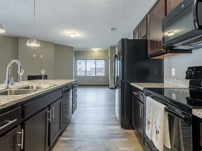 North Pointe Villas — Photo 253