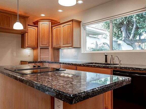 4th image of 2306 Bellmeade Ct