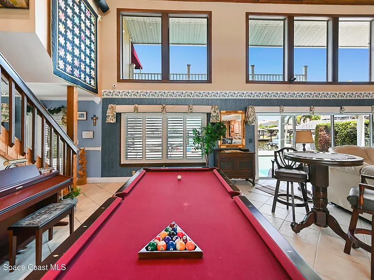 2230 Sykes Creek Dr — Photo 15