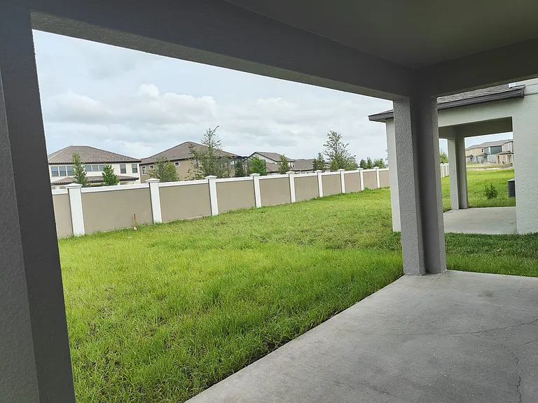 11412 Radiant Shore Loop — Photo 32