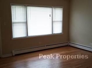 129 S Villa Ave APT 20, Addison, IL 60101