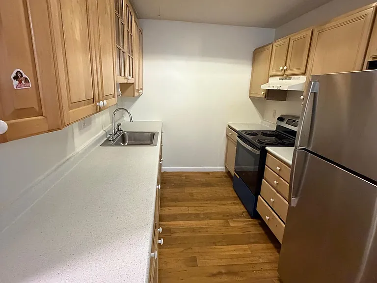 6 Elm St #3A — Photo 1