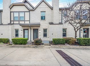 8806 Tudor Pl, Dallas, TX 75228