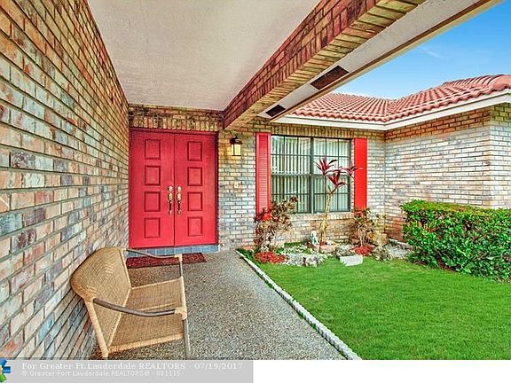 3rd image of 9249 NW 21st St