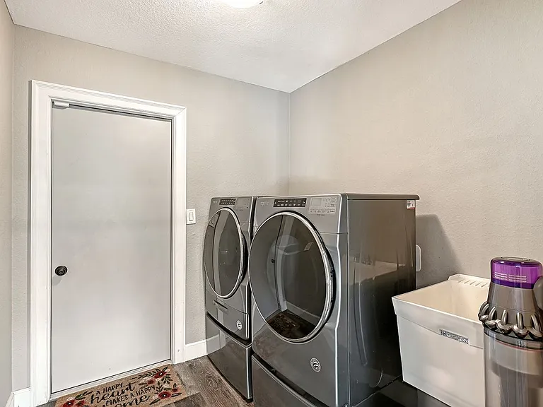 5462 Creeping Hammock Cir — Photo 36