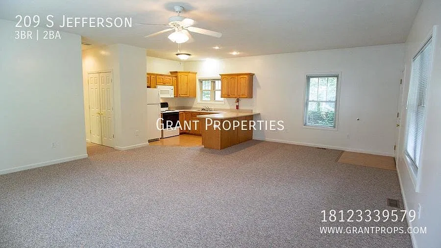 209 S Jefferson — Photo 3