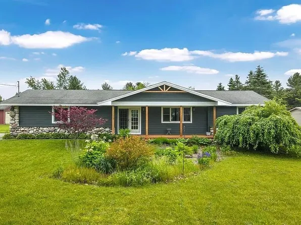 1220 Crawford Lake Rd NE, Kalkaska, MI 49646