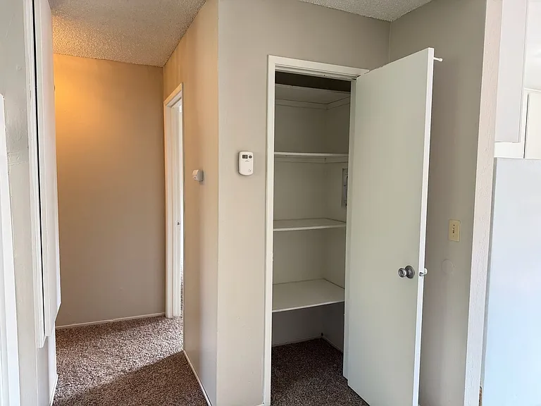 Sharis Apartments — Photo 119